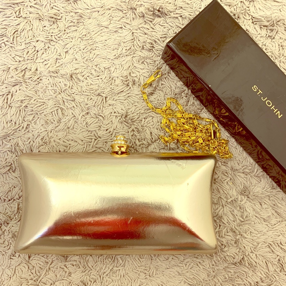 SALE ⚡️St. John Gold Knot Clutch